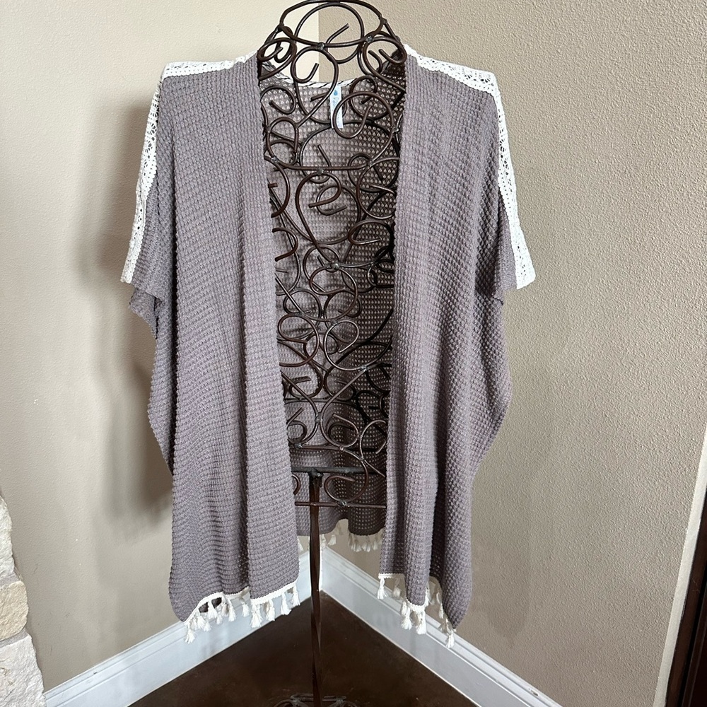 Paisley Grace tan cardigan/kimono, OS